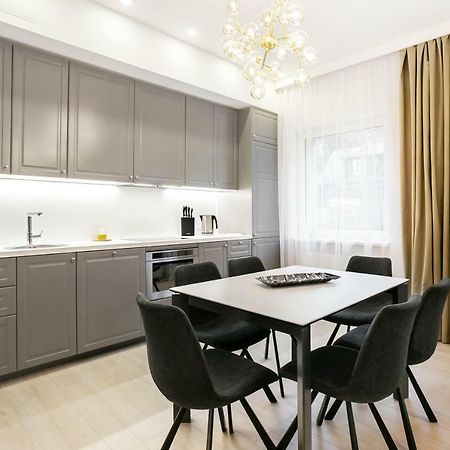 Luxury For Everyone - Hills Park Lux Apartments 3 VNO Eksteriør billede