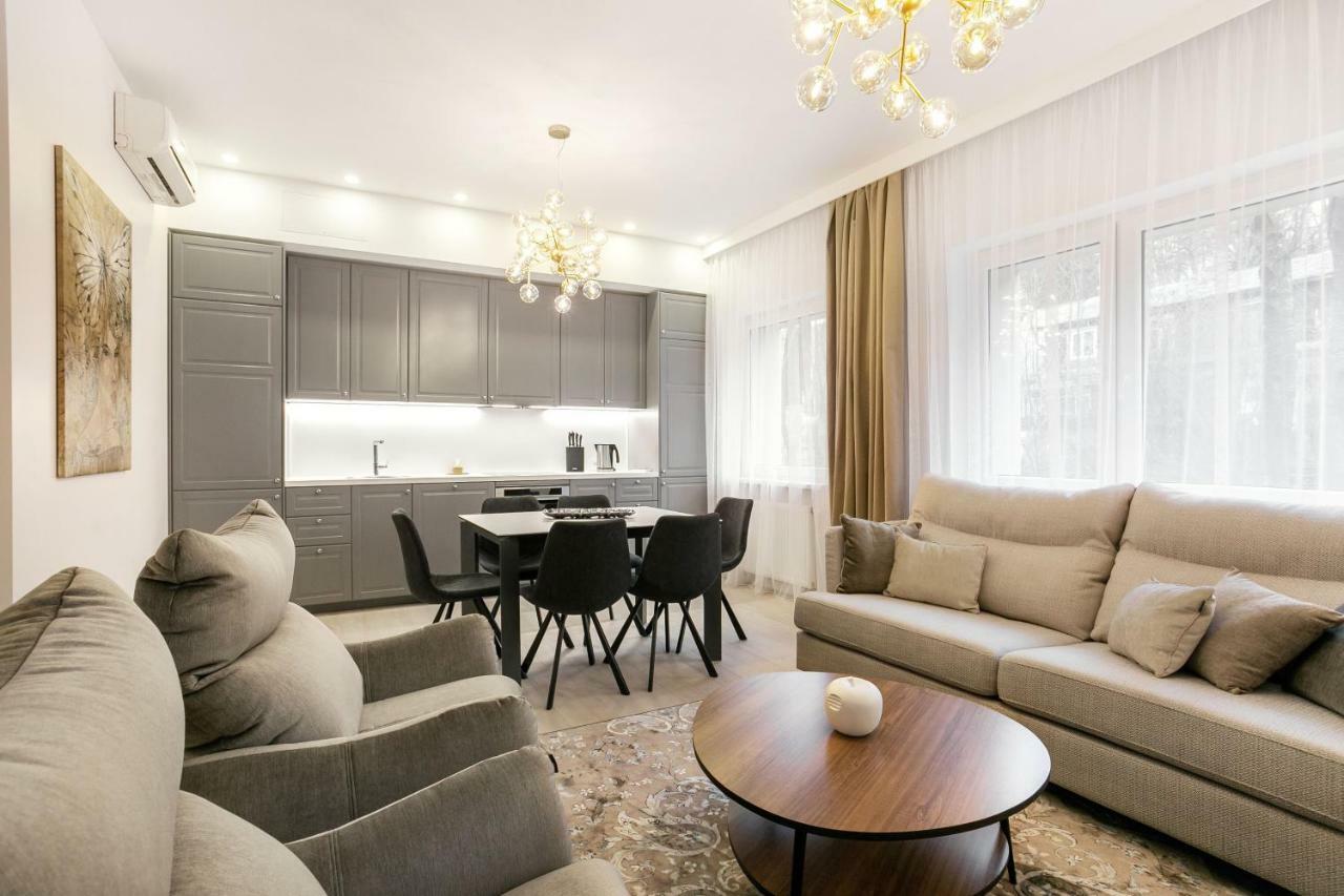 Luxury For Everyone - Hills Park Lux Apartments 3 VNO Eksteriør billede