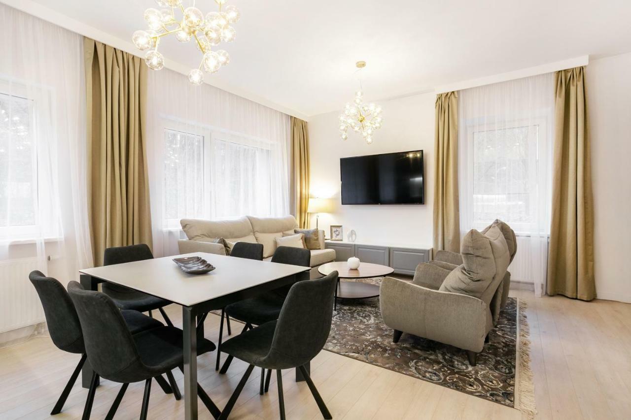 Luxury For Everyone - Hills Park Lux Apartments 3 VNO Eksteriør billede