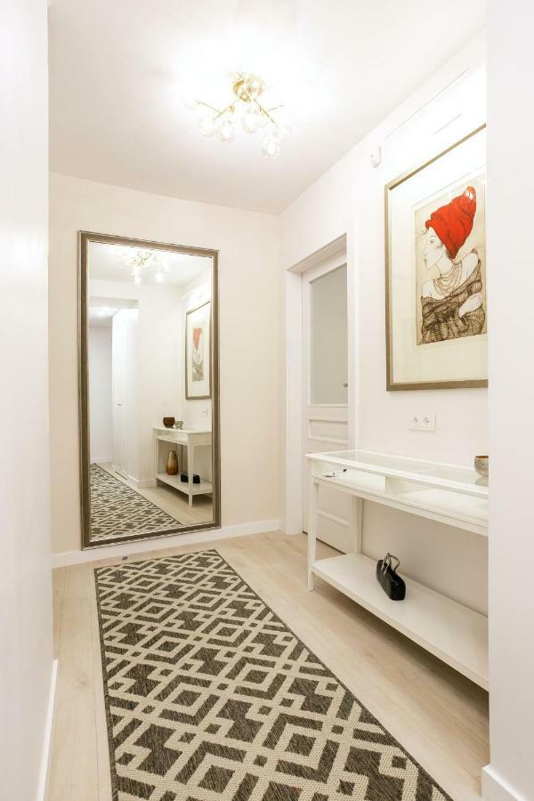 Luxury For Everyone - Hills Park Lux Apartments 3 VNO Eksteriør billede