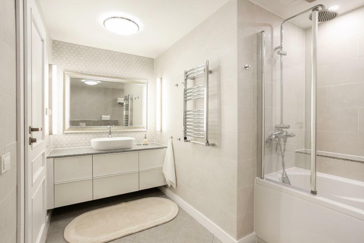 Luxury For Everyone - Hills Park Lux Apartments 3 VNO Eksteriør billede